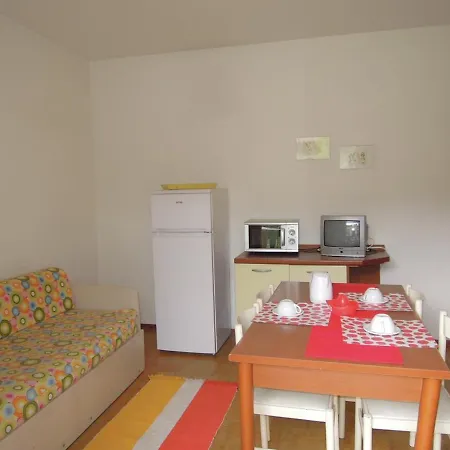 דירה With Garden And Barbeque 250m From The Sea *