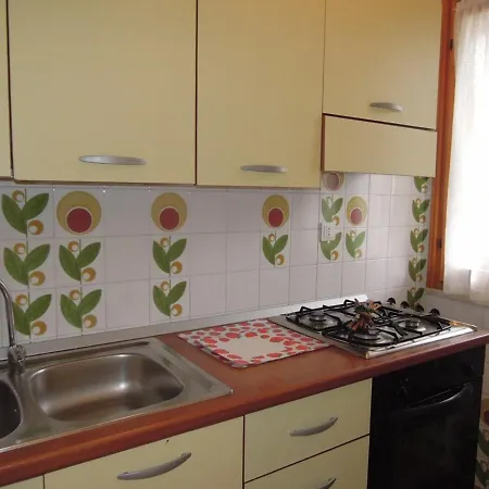 דירה With Garden And Barbeque 250m From The Sea ביביונה