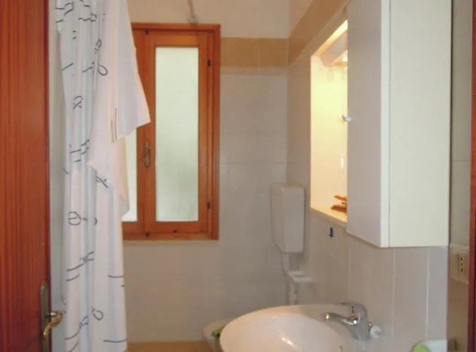 With Garden And Barbecue 250m From The Sea Apartamento Bibione