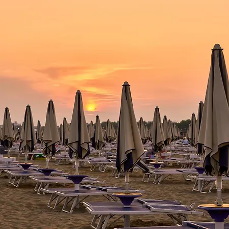 With Garden And Bbq At 250 M From The Sea Bibione