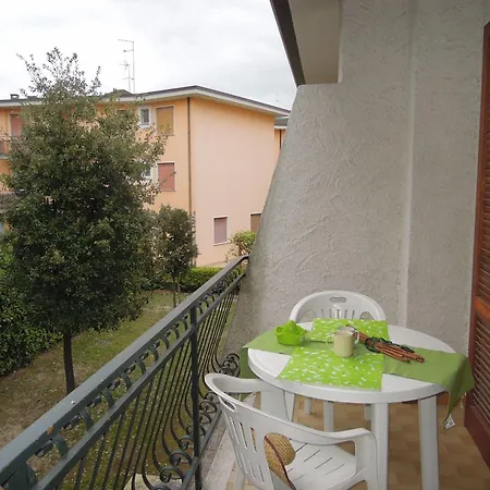 With Garden And Bbq At 250 M From The Sea * Bibione