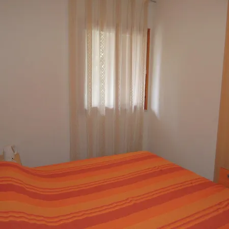 דירה With Garden And Barbeque 250m From The Sea ביביונה