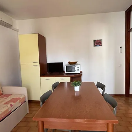 With Garden And Bbq At 250 M From The Sea Bibione