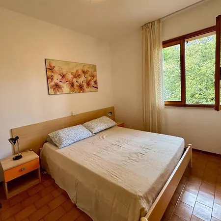 Apartmán With Garden And Bbq At 250 M From The Sea